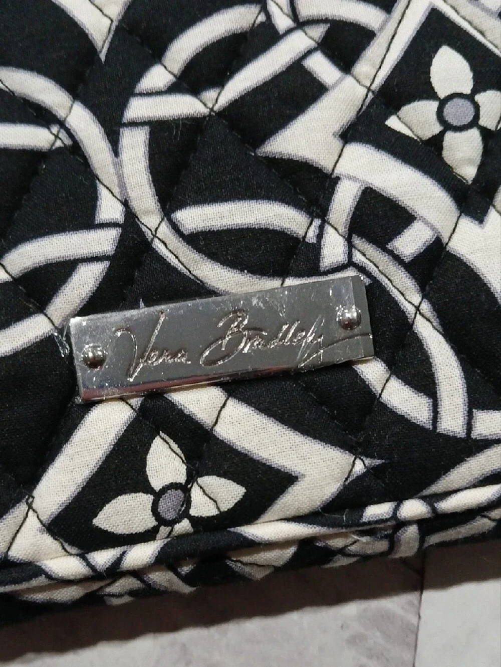 Vera Bradley Black & White Quilted Mini Tablet Sleeve - Picture 4 of 6
